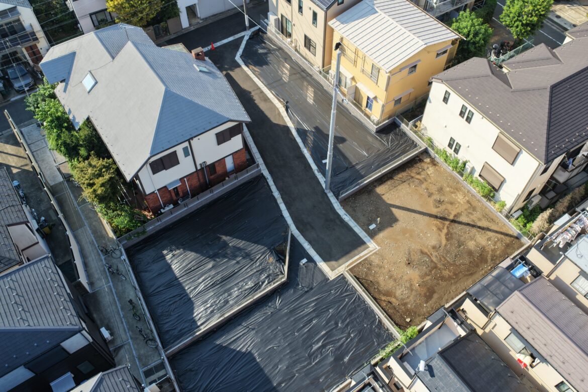 「完売御礼」　目黒区東が丘１丁目